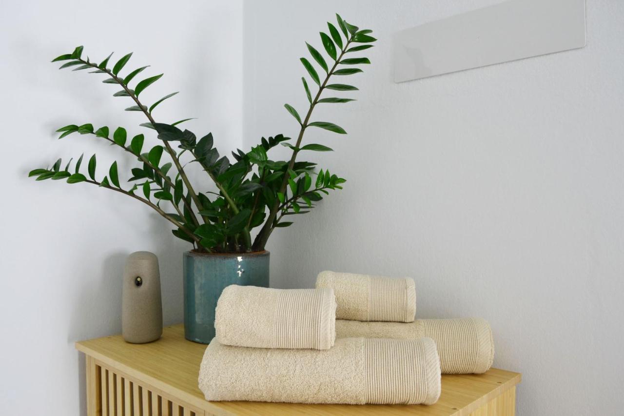 Habitacion Con Bano Y Entrada Independiente La Santa Ngoại thất bức ảnh